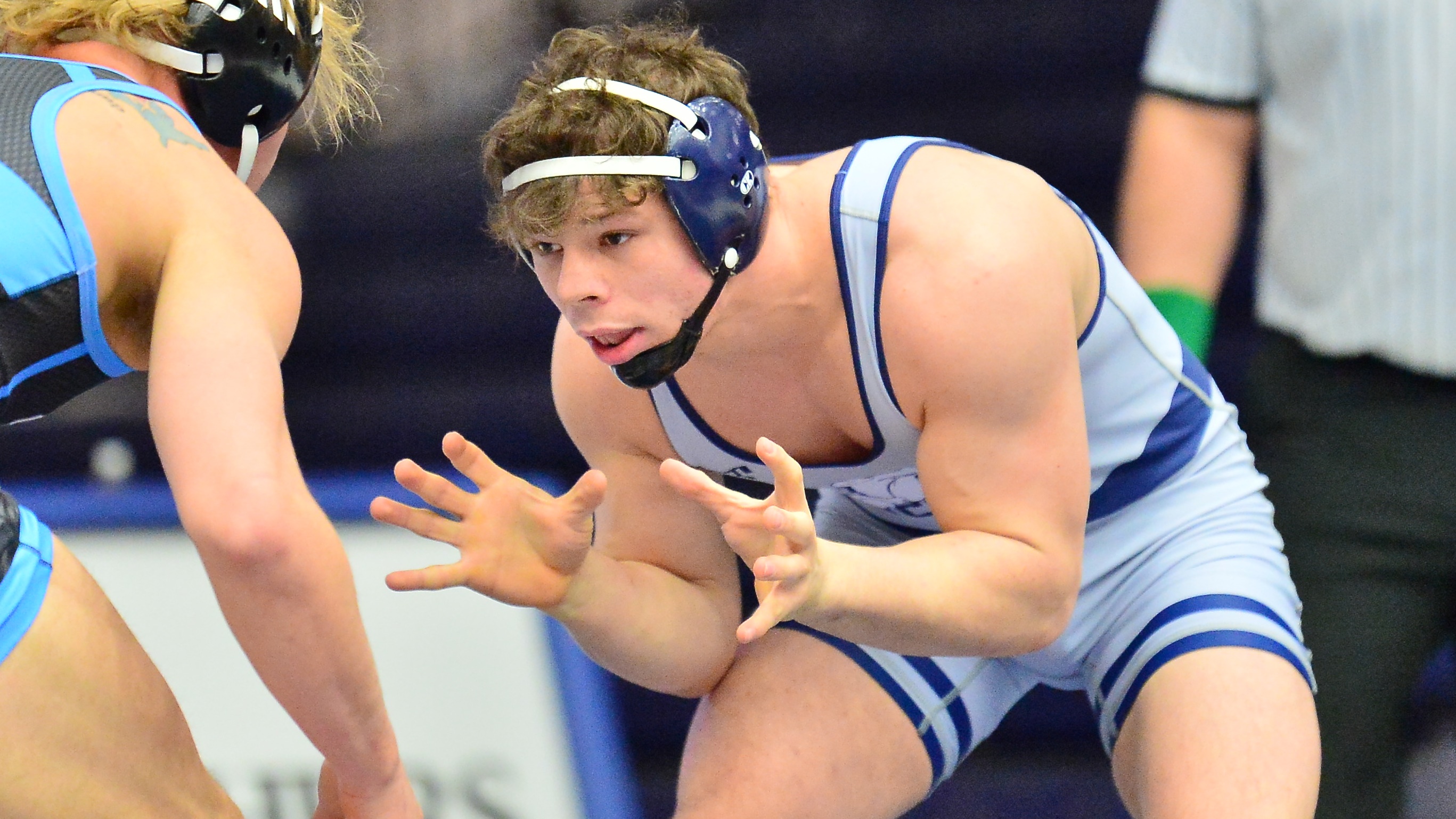 Burks, Duffy claim quick pins as Bulldogs move to 2-0 in GPAC duals ::  Wrestling :: Concordia University, Nebraska