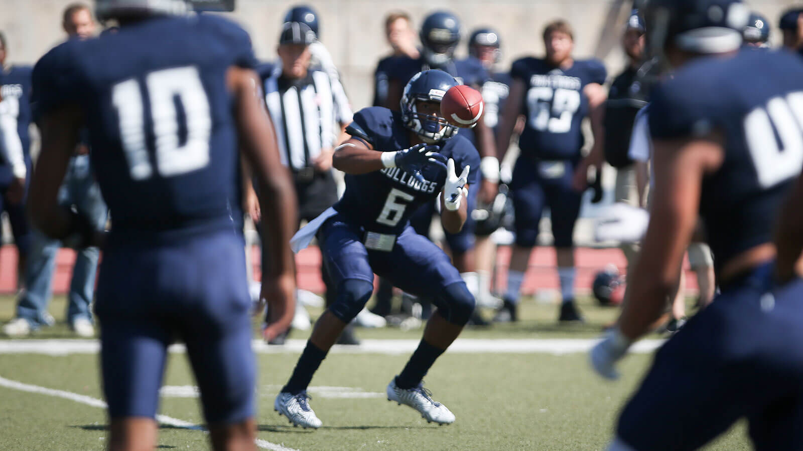 Eight Bulldogs named USA College Football Preseason All-Americans ...