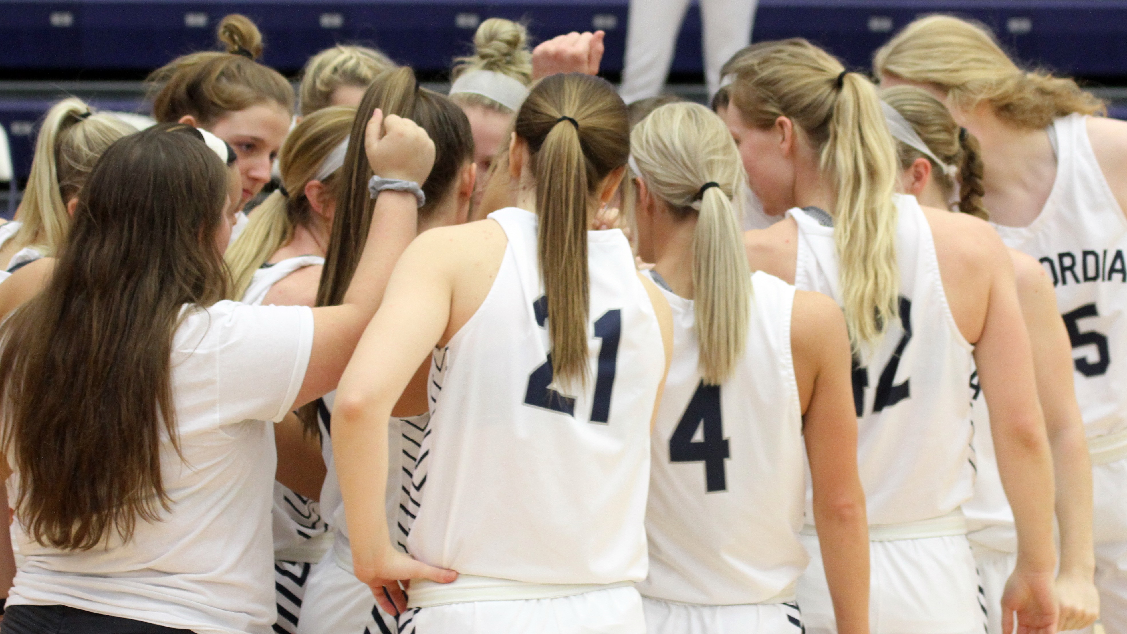 Another foe run ragged :: Women's Basketball :: Concordia University ...