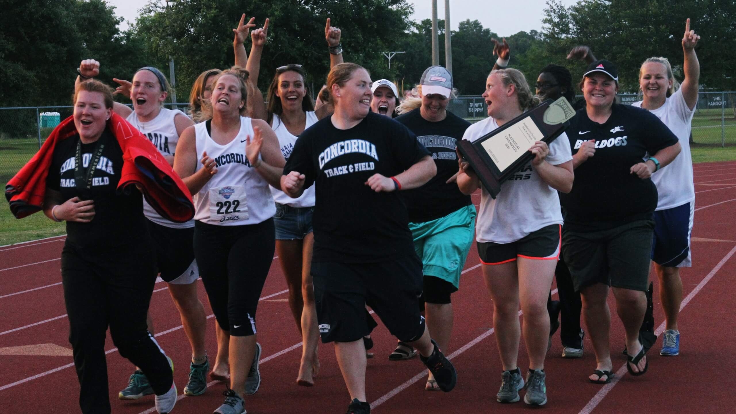 Track teams earn national rankings in first outdoor release Track