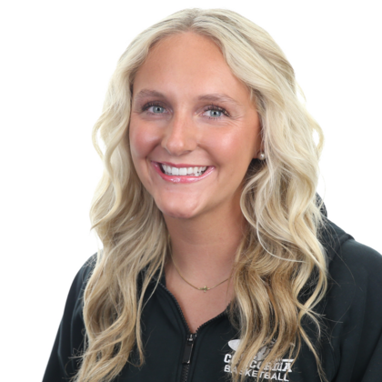 Photo of Jenna Luebbe